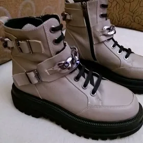 Сапоги новые