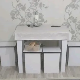 кухонный стол