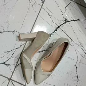 Женские туфли