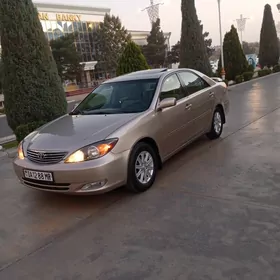 Toyota Camry 2003