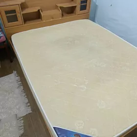 кровать спальная