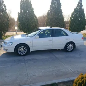 Toyota Camry 2000