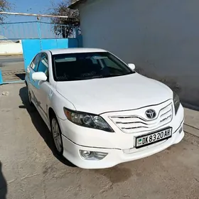 Toyota Camry 2010