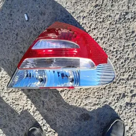 Mercedes 211 yzky sag fara