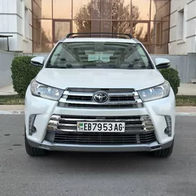 Toyota Highlander 2019
