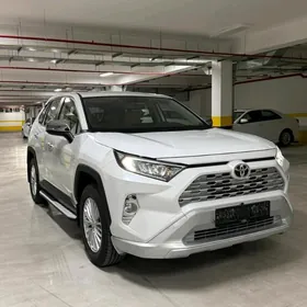 Toyota RAV4 2025