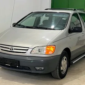 Toyota Sienna 2003