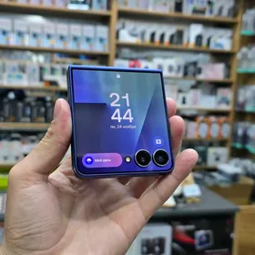 SAMSUNG Z FLIP 7 256GB