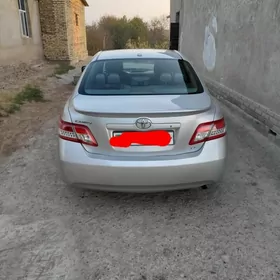 Toyota Camry 2009