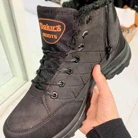 боты мужские новые