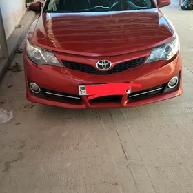 Toyota Camry 2011