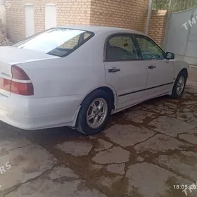 Mitsubishi Diamante 1997