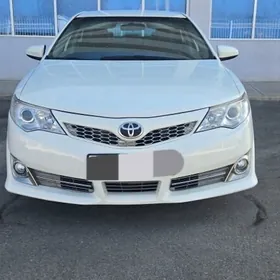 Toyota Camry 2013