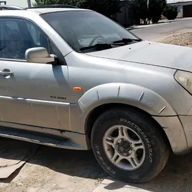 SsangYong Rexton W 2004