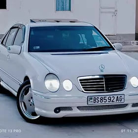 Mercedes-Benz E55 AMG 2000