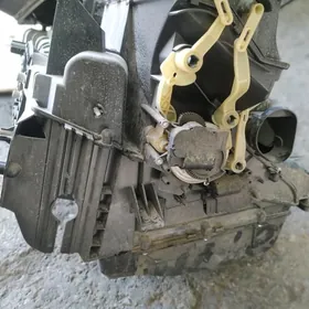 Astra H pec-kansiner korpus