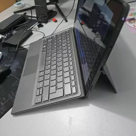 i5-8gen/8/256/3w1 plansetnout