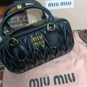 Miu Miu sumka