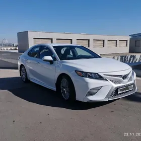Toyota Camry 2020