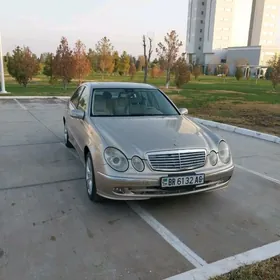 Mercedes-Benz E320 2003