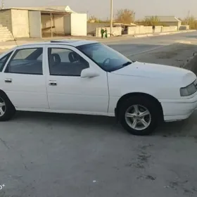 Opel Vectra 1990