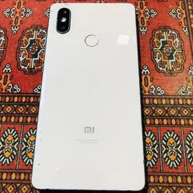 Mi  8 SE