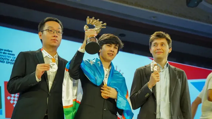 19-летний узбекистанец Жавохир Синдаров выиграл Кубок мира по шахматам