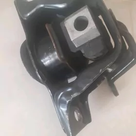 NISSAN VERSA TIIDA PADUSKA