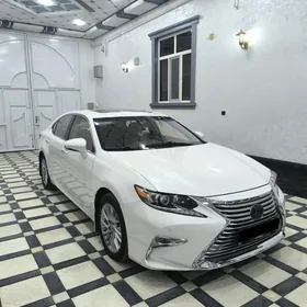 Lexus ES 350 2016