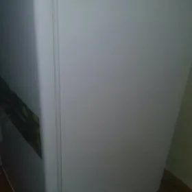 Holodilnik/Холодильник