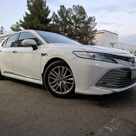 Toyota Camry 2018