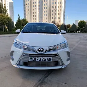 Toyota Yaris 2021