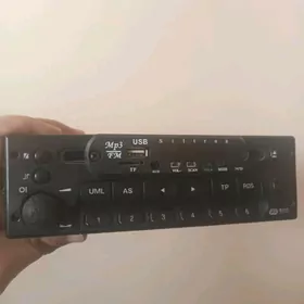 автомагнитола