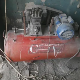 кампресор 250 литр йагди говы