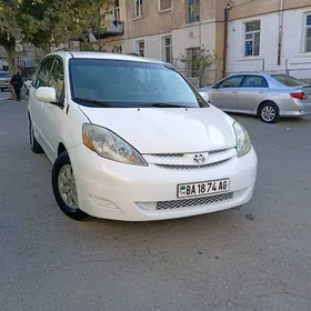 Toyota Sienna 2006