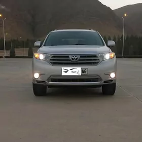 Toyota Highlander 2013