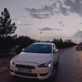 Mitsubishi Lancer 2014