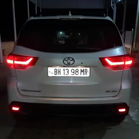 Toyota Highlander 2017