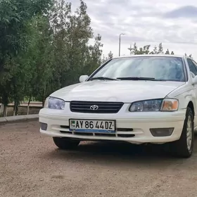 Toyota Camry 1998