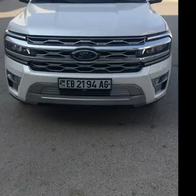 Ford Expedition 2023