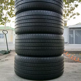 Bridgestone 235 45 18 Teker