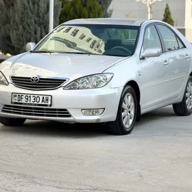 Toyota Camry 2004