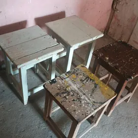 Табуретки
