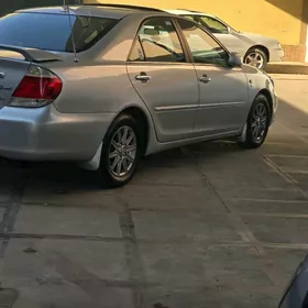 Toyota Camry 2004
