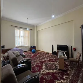 2 komnat elitka podwoyskaya ja