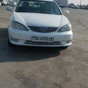 Toyota Camry 2004