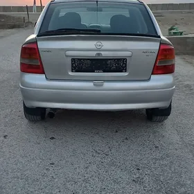 Opel Astra 1998