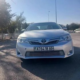 Toyota Camry 2012