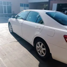 Toyota Camry 2011