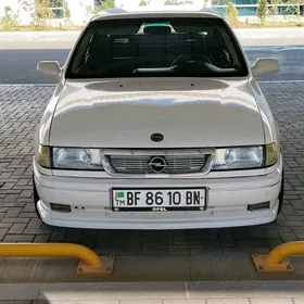 Opel Vectra 1990